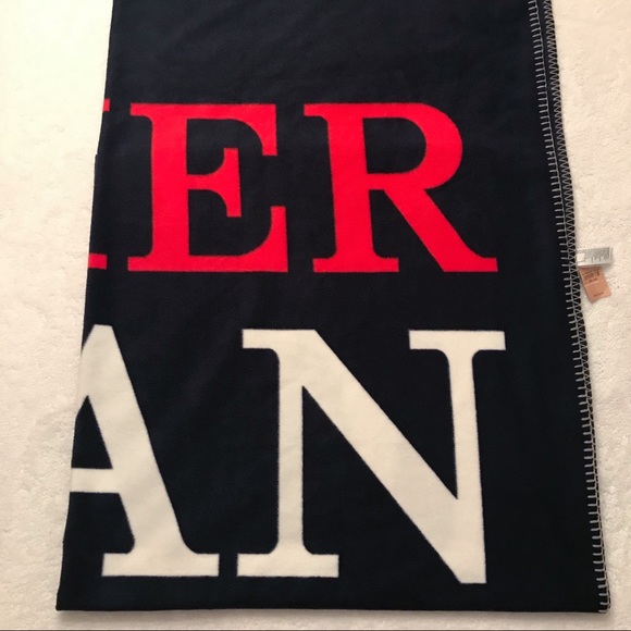NWT American Eagle blanket - Picture 5 of 8